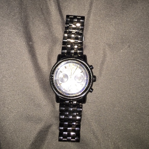 Michael Kors 🎉🎊FOR SALE LIMITED ADDITION 🎉 - Picture 1 of 2