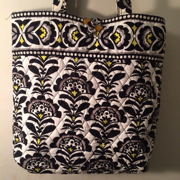 Vera Bradley Tote Bag - Picture 1 of 4