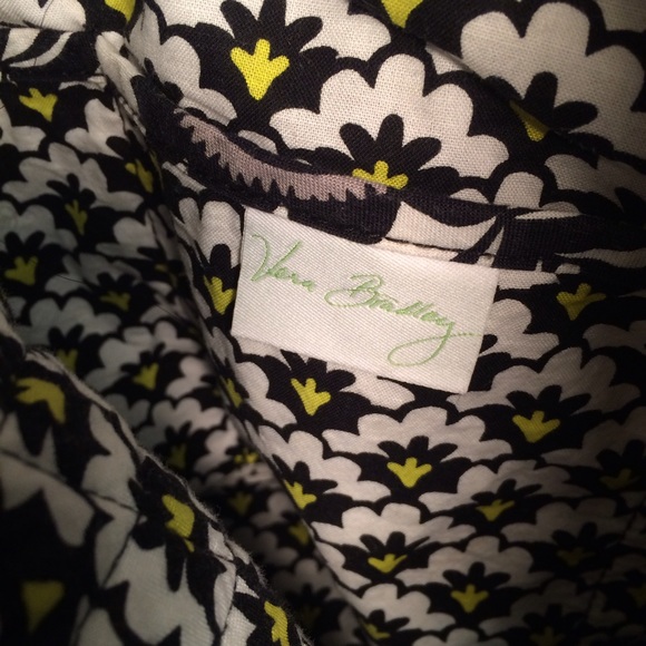 Vera Bradley Tote Bag - Picture 4 of 4