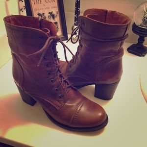 Steve Madden Boots👢