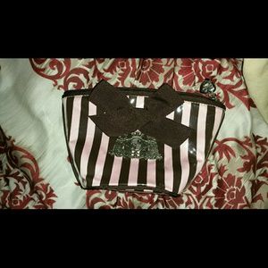 Small juicy couture make up bag
