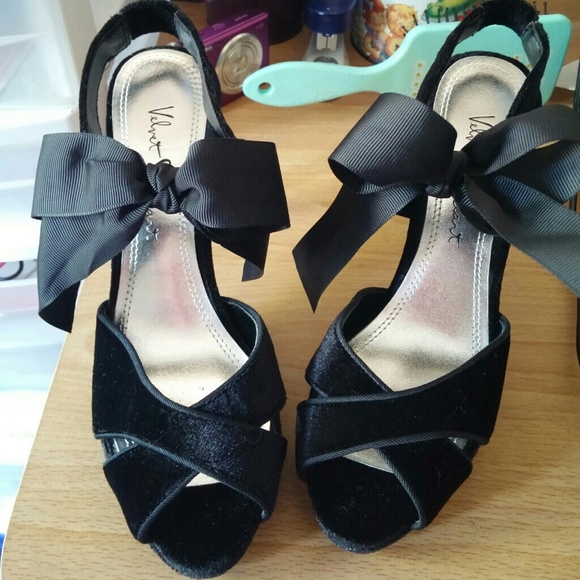 Black heels
