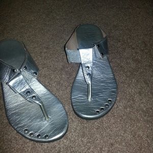 Silver sandles