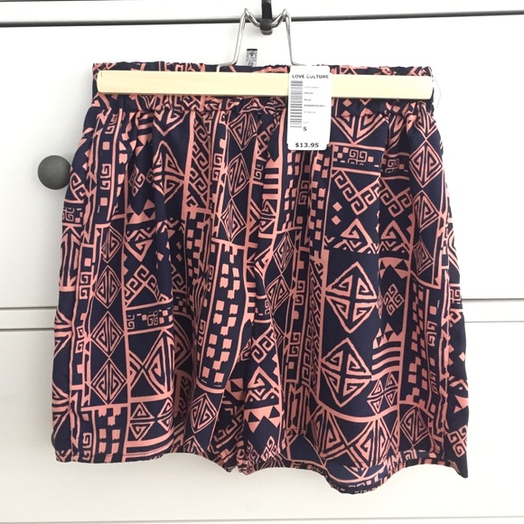 NWT Tribal Print Shorts
