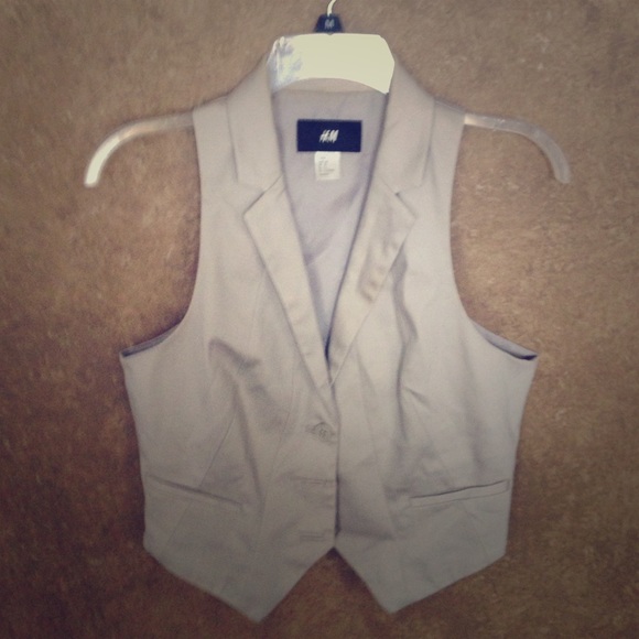 H & M Taupe Vest Size 8