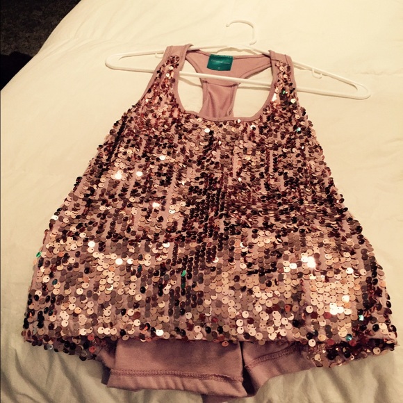 Blush pink sequined party tank top. Size M,