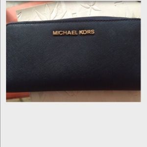 Micheal Kors wallet