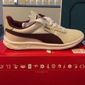 Women's Puma Sneakers