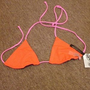VS reversible triangle top