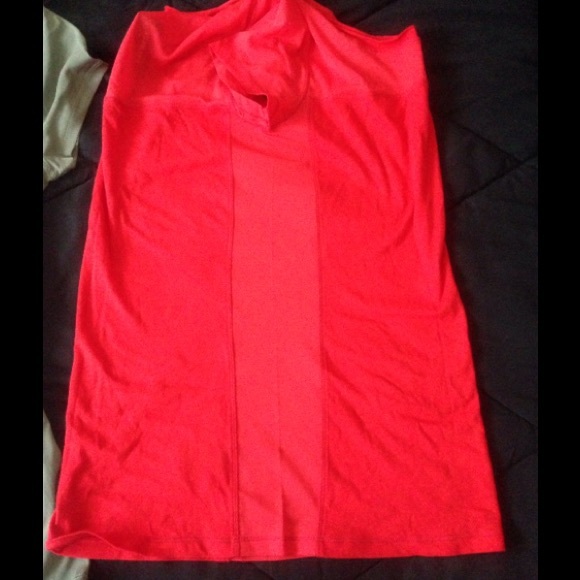 Express Tops 3/$25‼️ - Picture 2 of 3