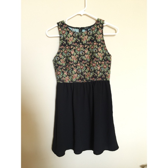 Forever 21 floral dress