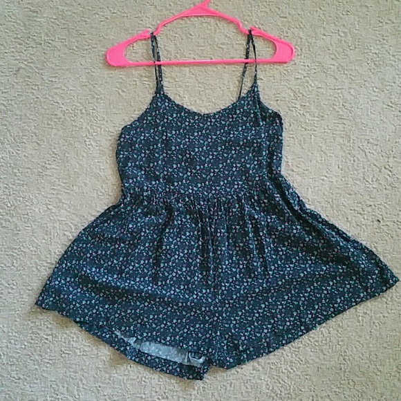 American Eagle Outfitters Dresses & Skirts - Floral Romper