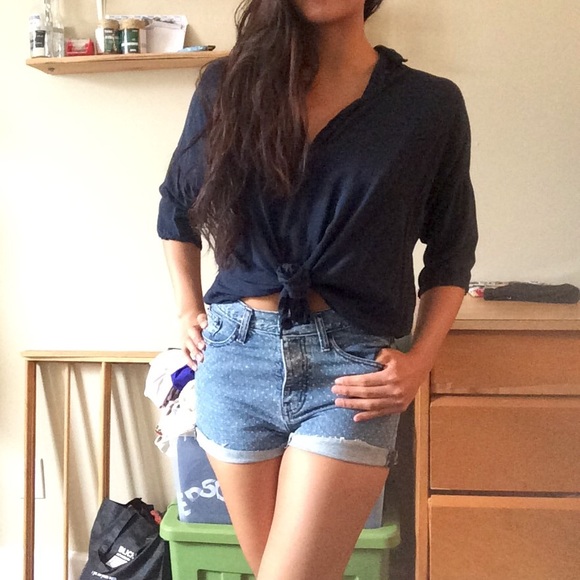 Bundled! Brandy Melville collared crop shirt - Picture 4 of 4