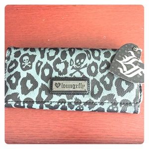 Black & Grey leopard/skull print wallet