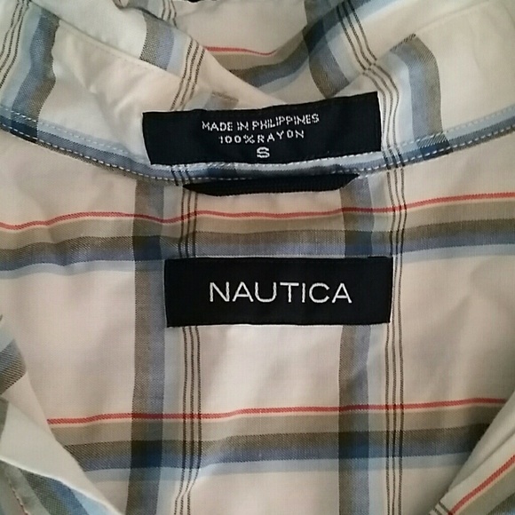 Light weight button up - Picture 2 of 2