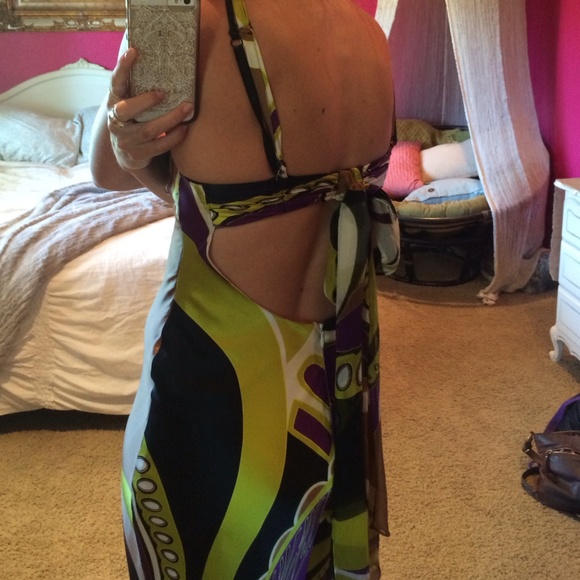 Cashé gown. Perfect for prom! - Picture 4 of 4