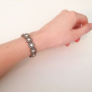 Jcrew Inspired Dainty Crystal Flower Bracelet