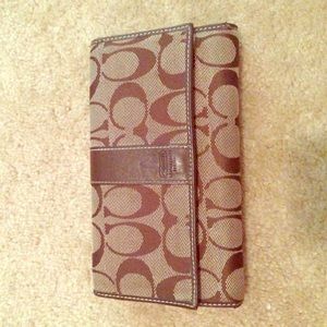 Coach wallet