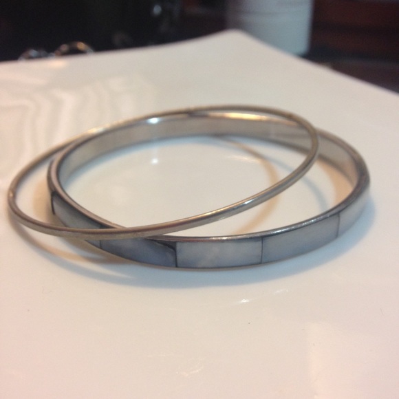 Vintage abalone silver tone bangle bracelet set