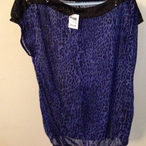 Charlotte rousse shirt