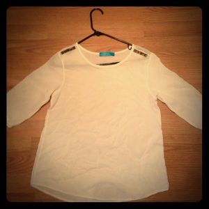 Super cute white blouse