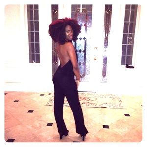 Deep V backless jumper