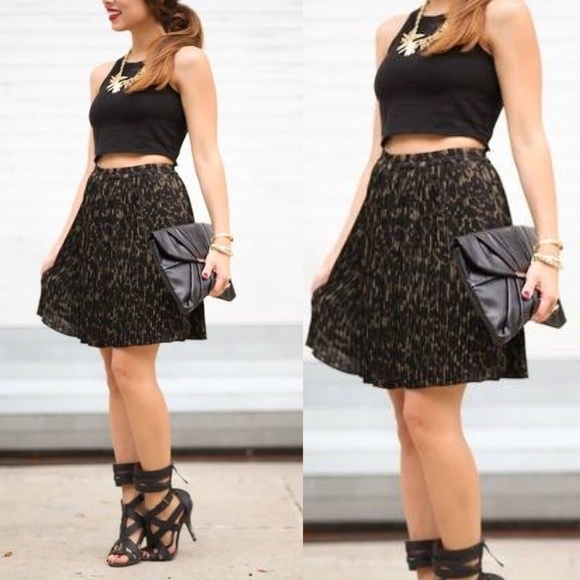 NWT H&M leopard skirt