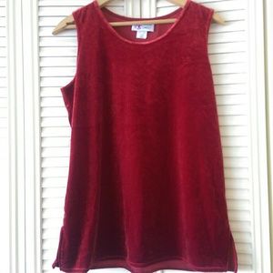 Red velvet sleveless top