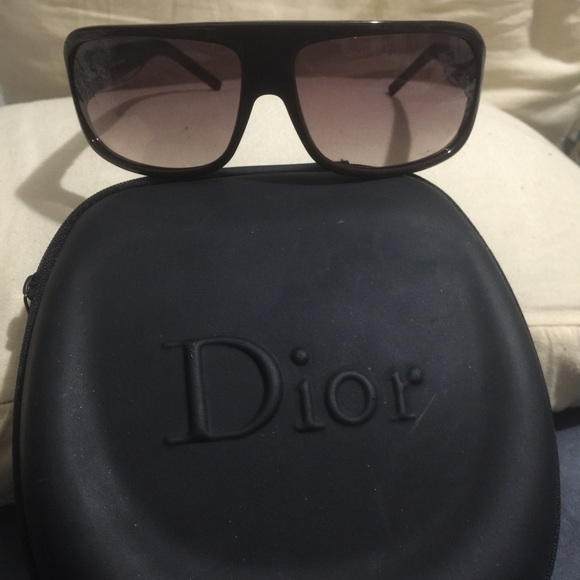 Price is firm. No trading. Thank you! - Picture 2 of 4