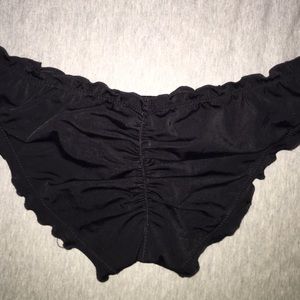 Black cheeky bikini bottoms