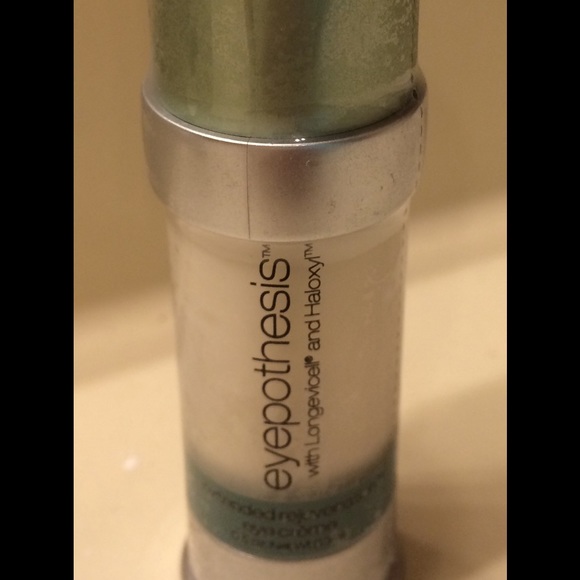 NWT Eyepothesis w/longevicell and haloxyl