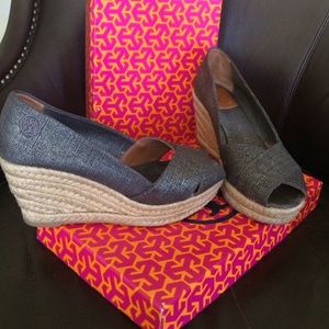 Closet saleTory Burch Filipa Espadrilles authentic