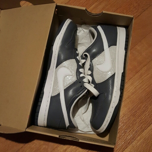 Size 8 Nike gray, white, and silver glitter dunks