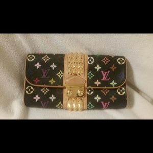Louis Vuitton Courtney Clutch