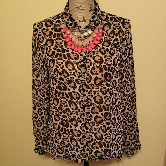 "H&M" Top! - Picture 3 of 4