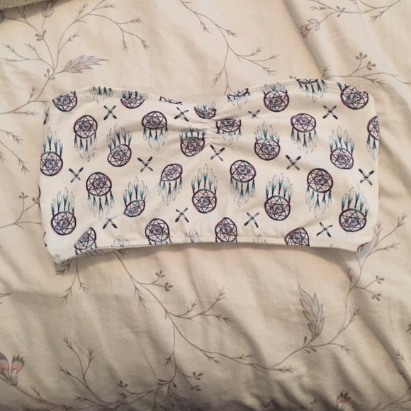 PacSun Tops - NWOT Dream catcher crop top/bandeau