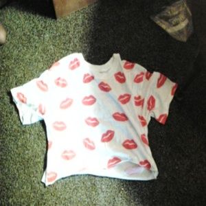 Zara red lipstick kiss crop top kiss cut