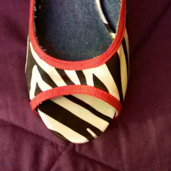 Sold on bundle - Picture 3 of 4