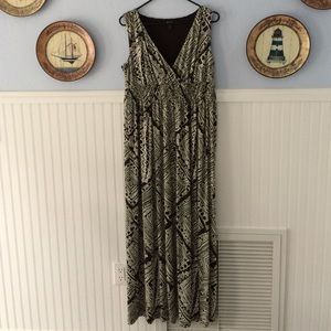 BROWN AND CREAM MAXI DRESS
