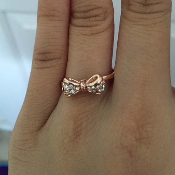 Ring - Picture 2 of 2