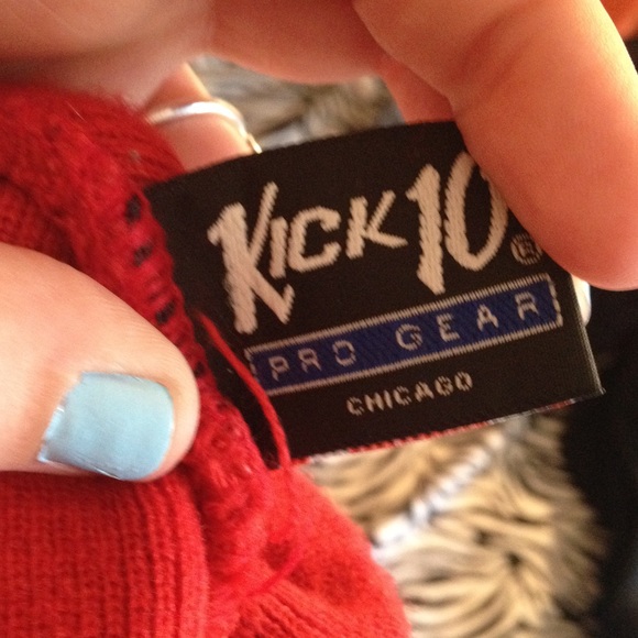 Bulls hat - Picture 2 of 3