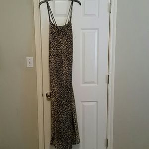 Long leopard print satiny nightgown