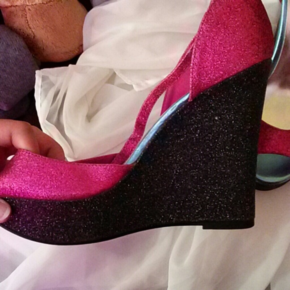 Sold on bundle - Picture 3 of 4