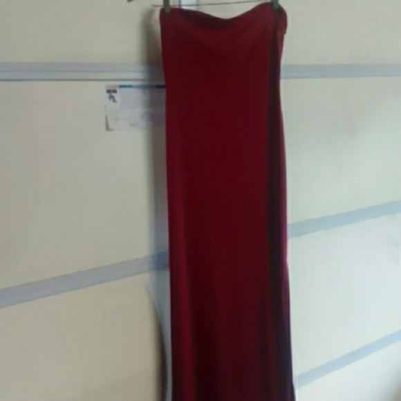 NWOT FULL LENGTH RED DRESS