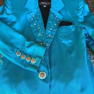 Can you say GORGEOUS? Turquoise Jacket.