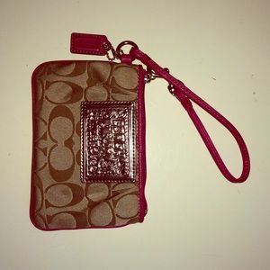 Coach poppy wristlet