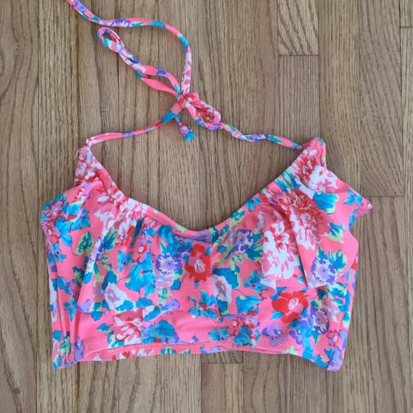 SOLD Ruffled floral print bikini top.