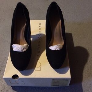 LC Johanna Black Pumps