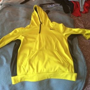 Nike Therma-Fit sweatshirt XL