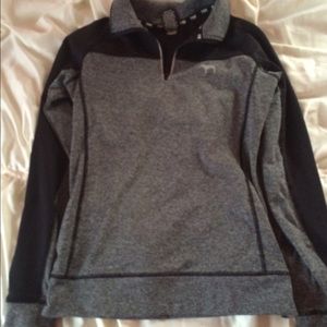 VS Pink work out pullover